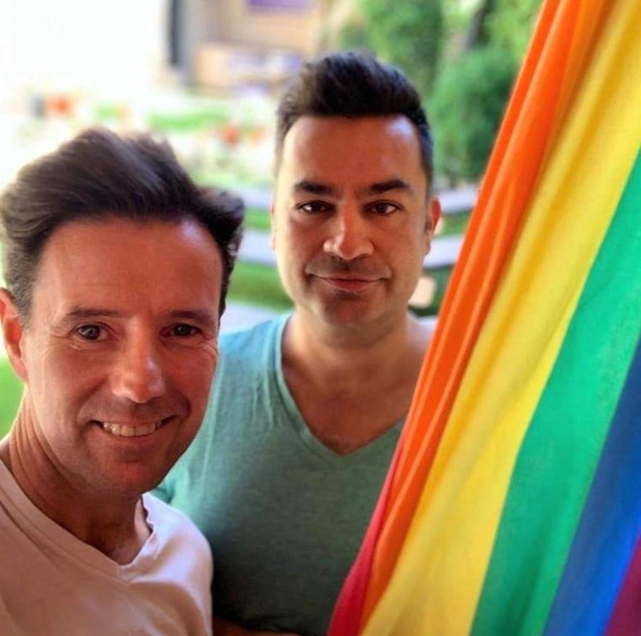 Гостевой дом La Casona De Castilnovo - Gay Men Only Valdesaz Экстерьер фото