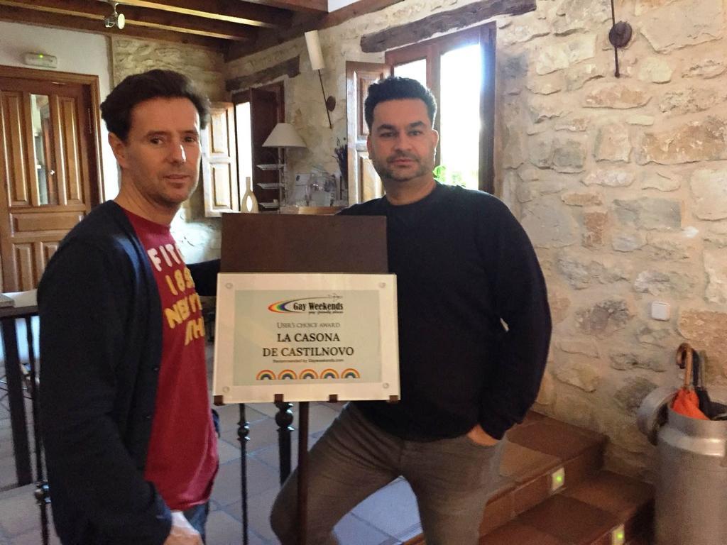 Гостевой дом La Casona De Castilnovo - Gay Men Only Valdesaz Экстерьер фото