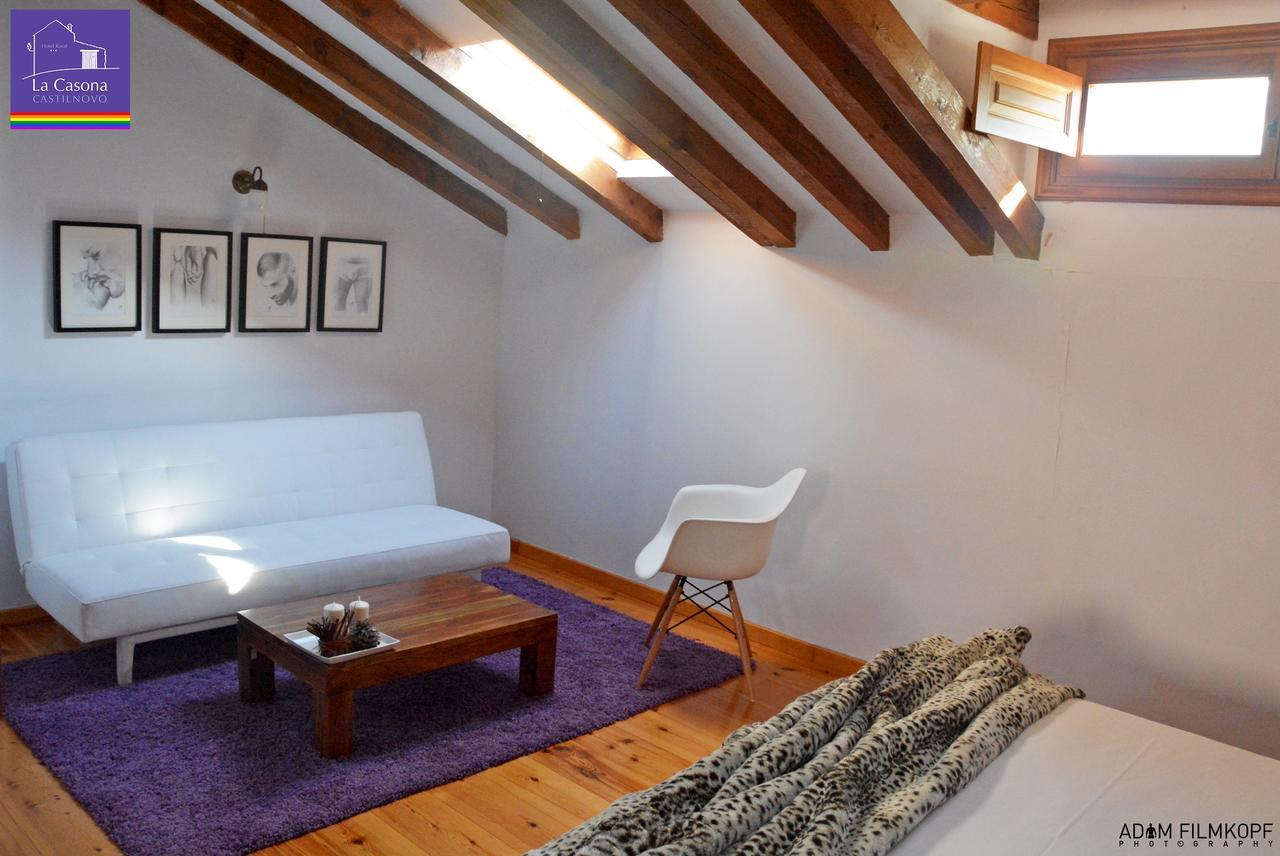 Гостевой дом La Casona De Castilnovo - Gay Men Only Valdesaz Экстерьер фото